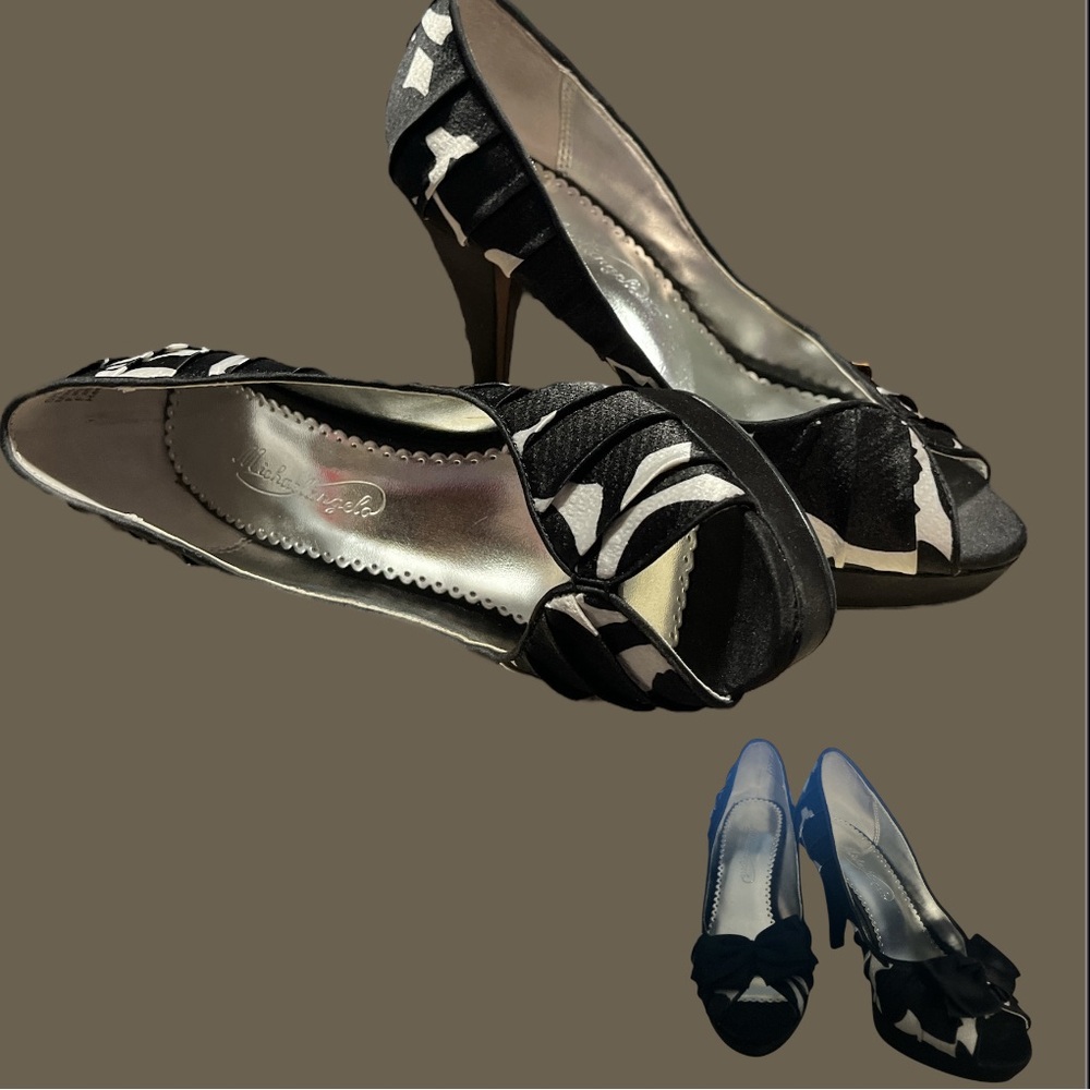 Sleek Black and White High Heels with Peep-Toe - Picture 1 of 12